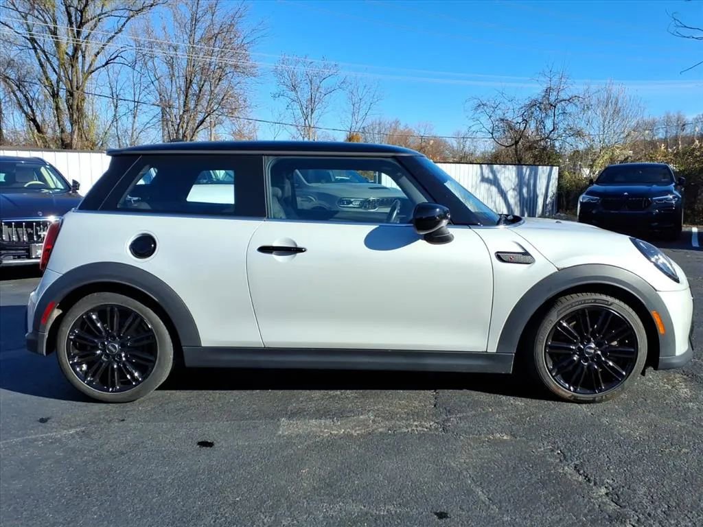 Used 2023 MINI Cooper S image 2