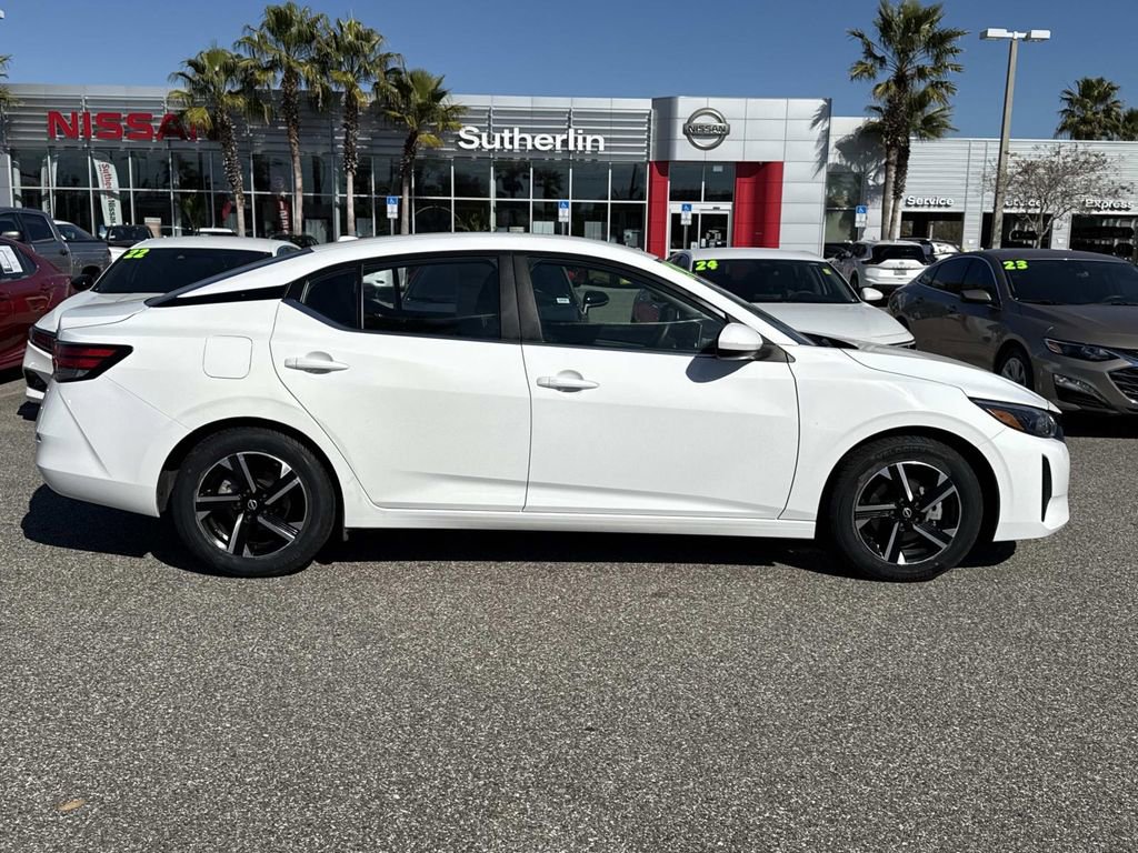Used 2024 Nissan Sentra SV image 2