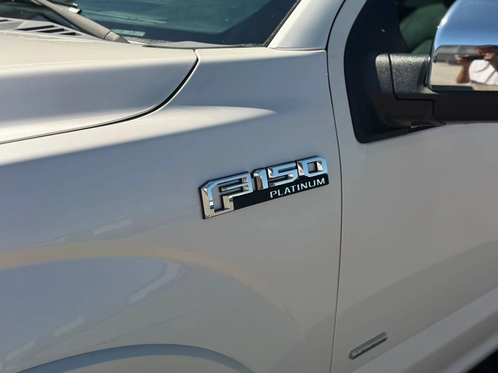 Used 2016 Ford F150 Platinum w/ Equipment Group 701A Luxury AWD/4WD image 17
