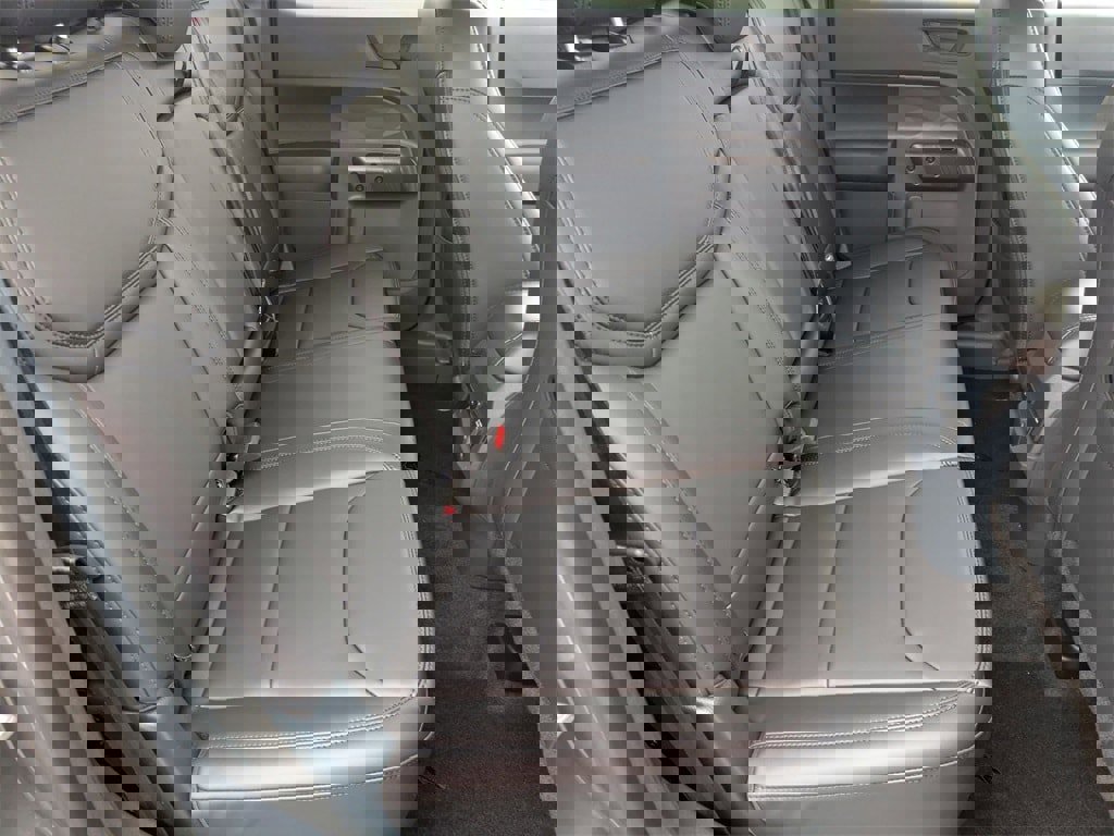 New 2026 Ford Maverick Lariat w/ Black Appearance Package image 19