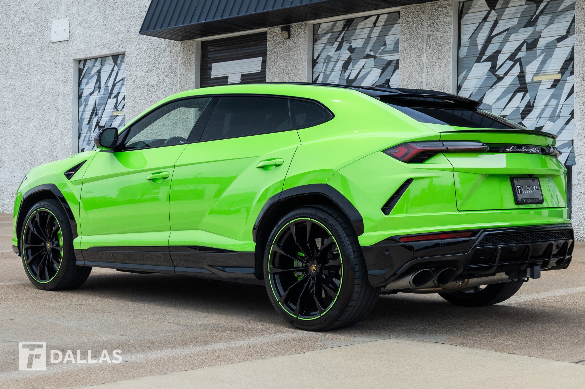 Used 2021 Lamborghini Urus AWD/4WD image 10