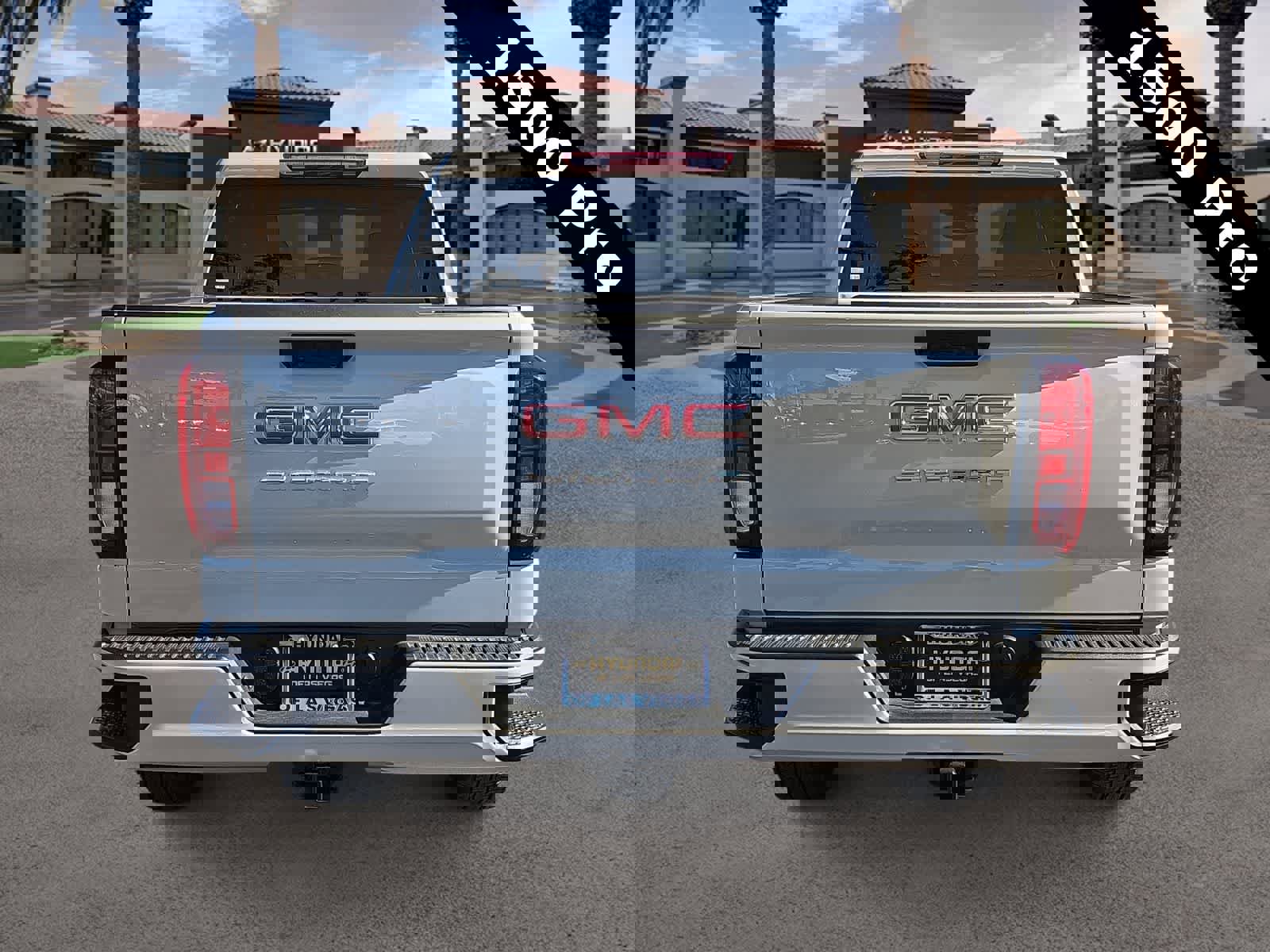 Used 2026 GMC Sierra 1500 Pro w/ Graphite Edition image 7