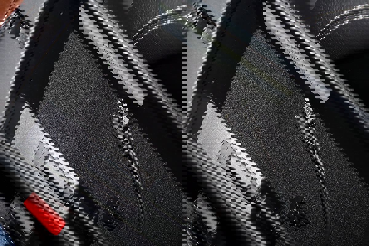 Used 2014 Mercedes-Benz SLK 350 image 32