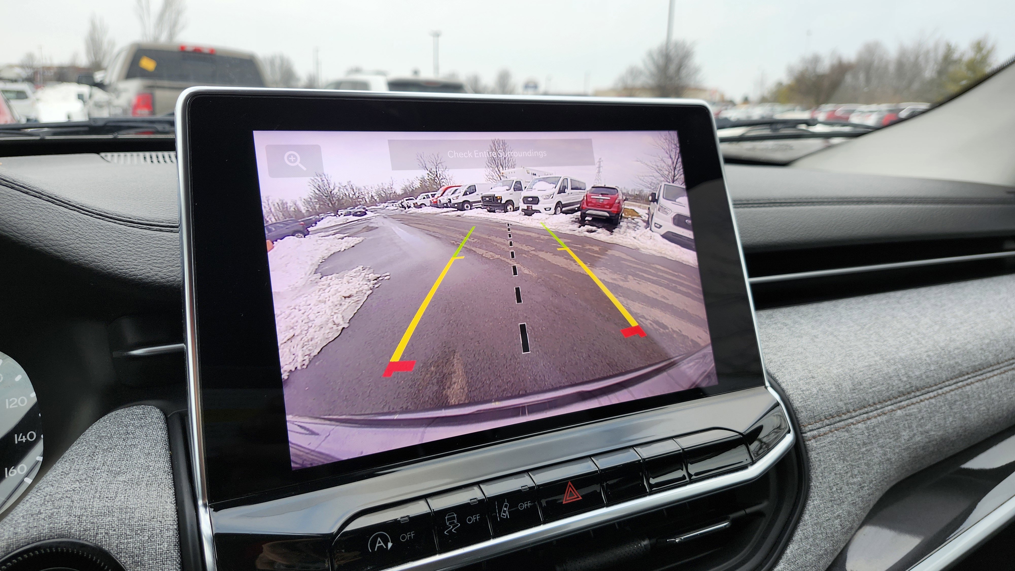 Used 2022 Jeep Compass Latitude image 2