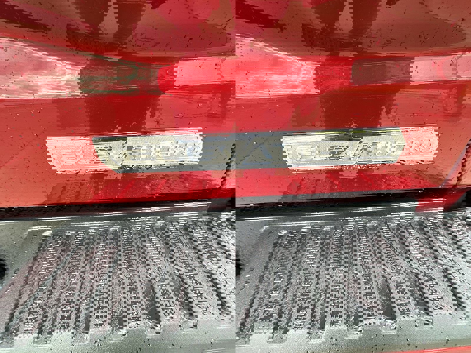 Used 2024 GMC Sierra 1500 Elevation AWD/4WD image 32