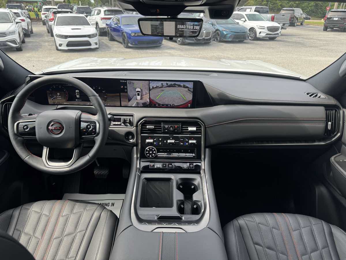 Used 2025 Nissan Armada PRO-4X w/ Pro-4X Premium Package AWD/4WD image 15