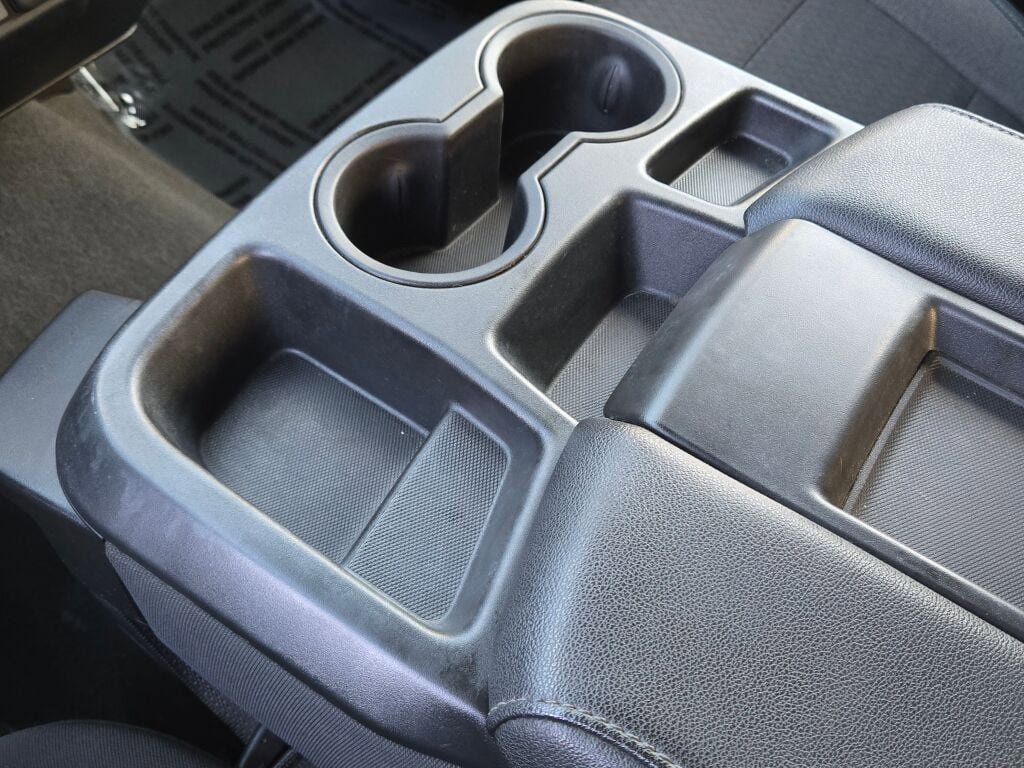 Used 2021 Chevrolet Silverado 1500 LT image 25