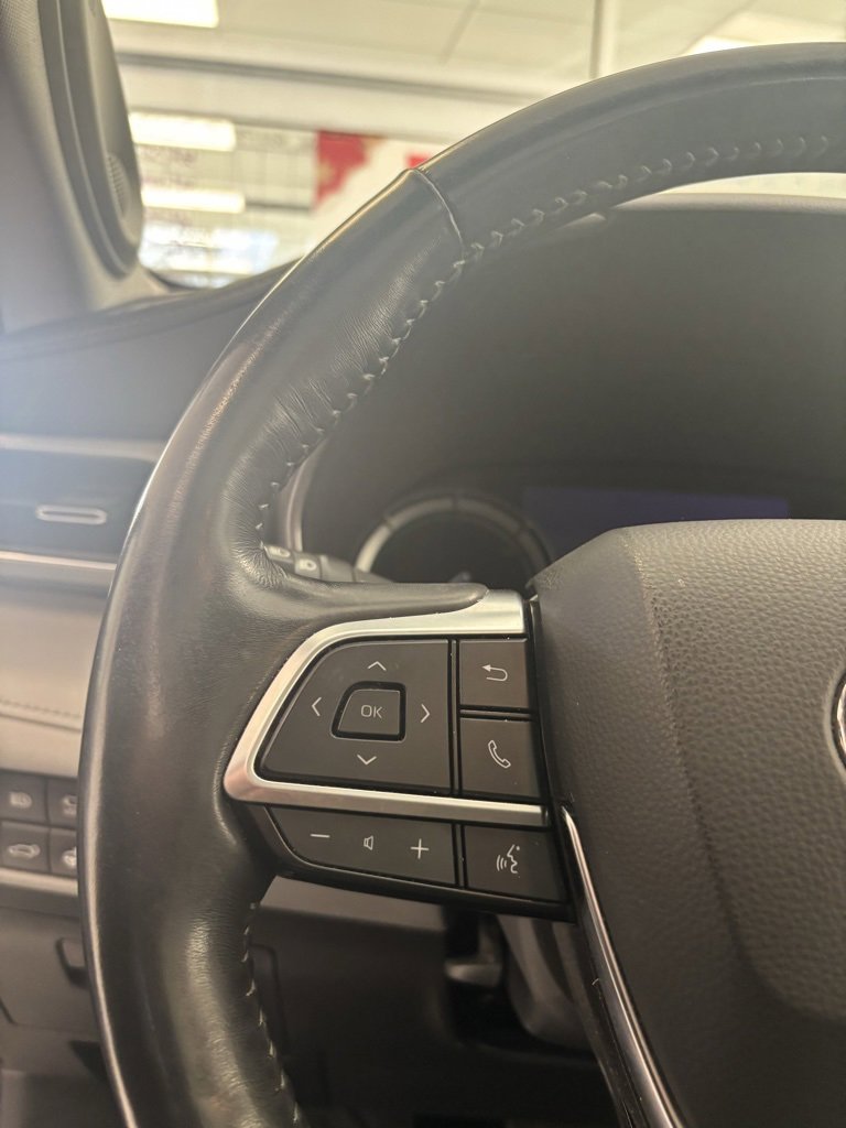 Certified 2021 Toyota Highlander Platinum image 17