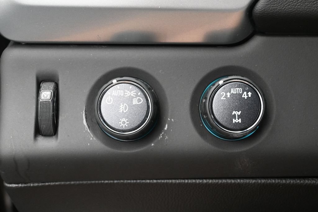 Used 2020 Chevrolet Tahoe Premier AWD/4WD image 17