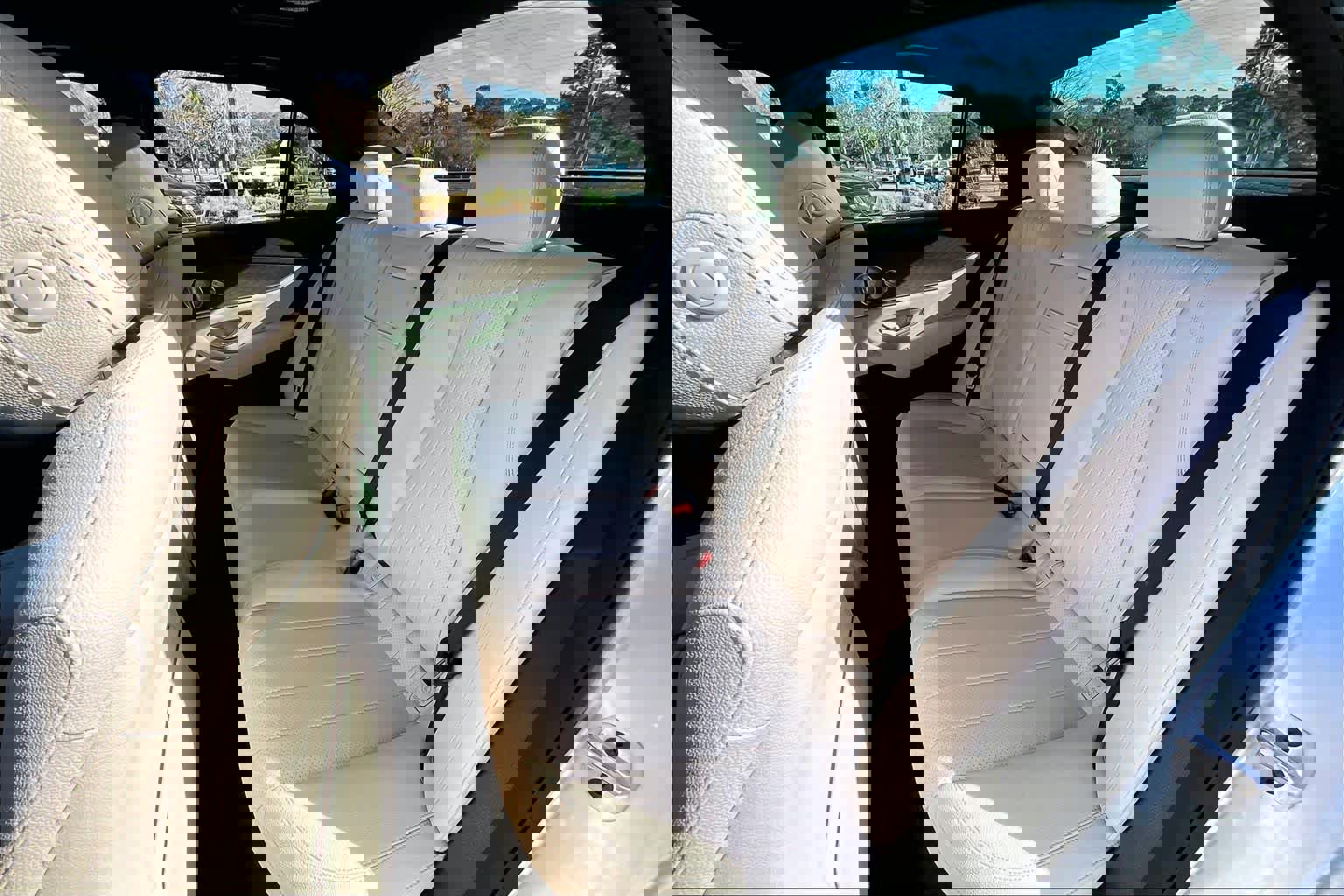 Used 2022 Mercedes-Benz E 350 4MATIC Sedan w/ Driver Assistance Package image 20