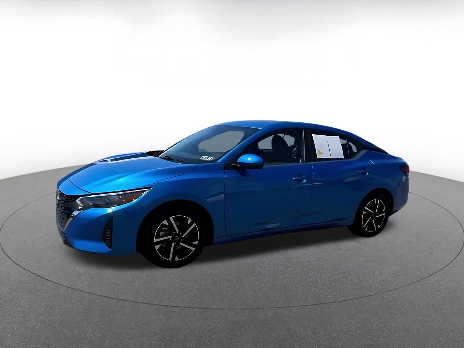 Used 2025 Nissan Sentra SV FWD image 10