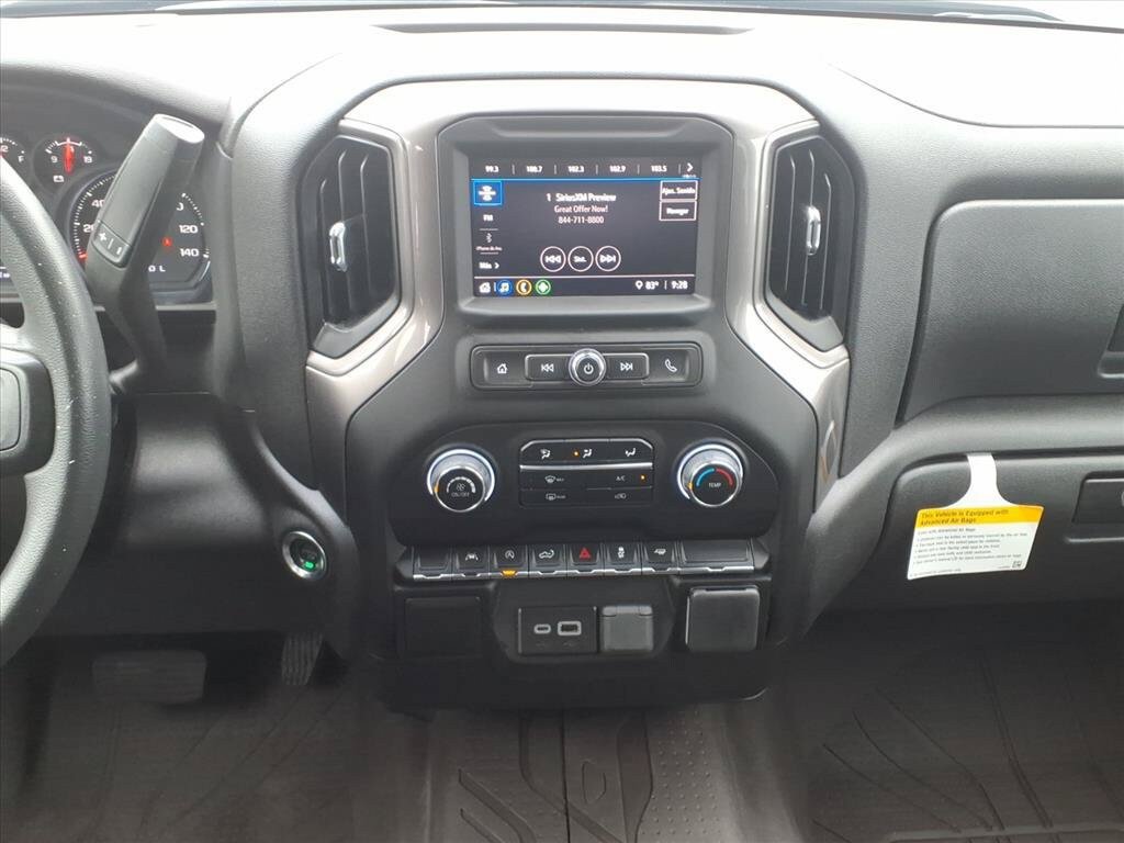 Used 2025 Chevrolet Silverado 1500 Custom RWD image 28