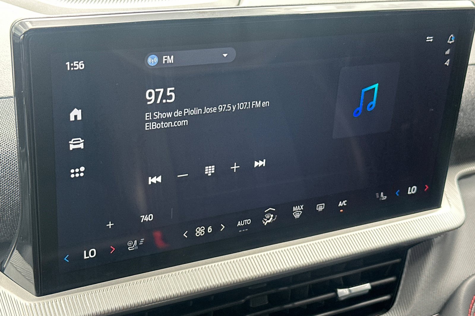 Used 2025 Ford Explorer ST-Line image 19