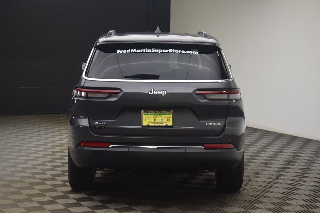 New 2026 Jeep Grand Cherokee L Laredo w/ Trailer Tow Package AWD/4WD image 12