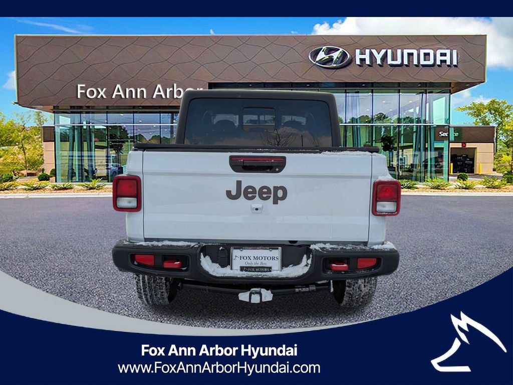 Used 2022 Jeep Gladiator Rubicon image 4