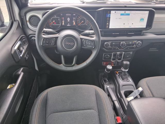 Used 2024 Jeep Gladiator Sport AWD/4WD image 8