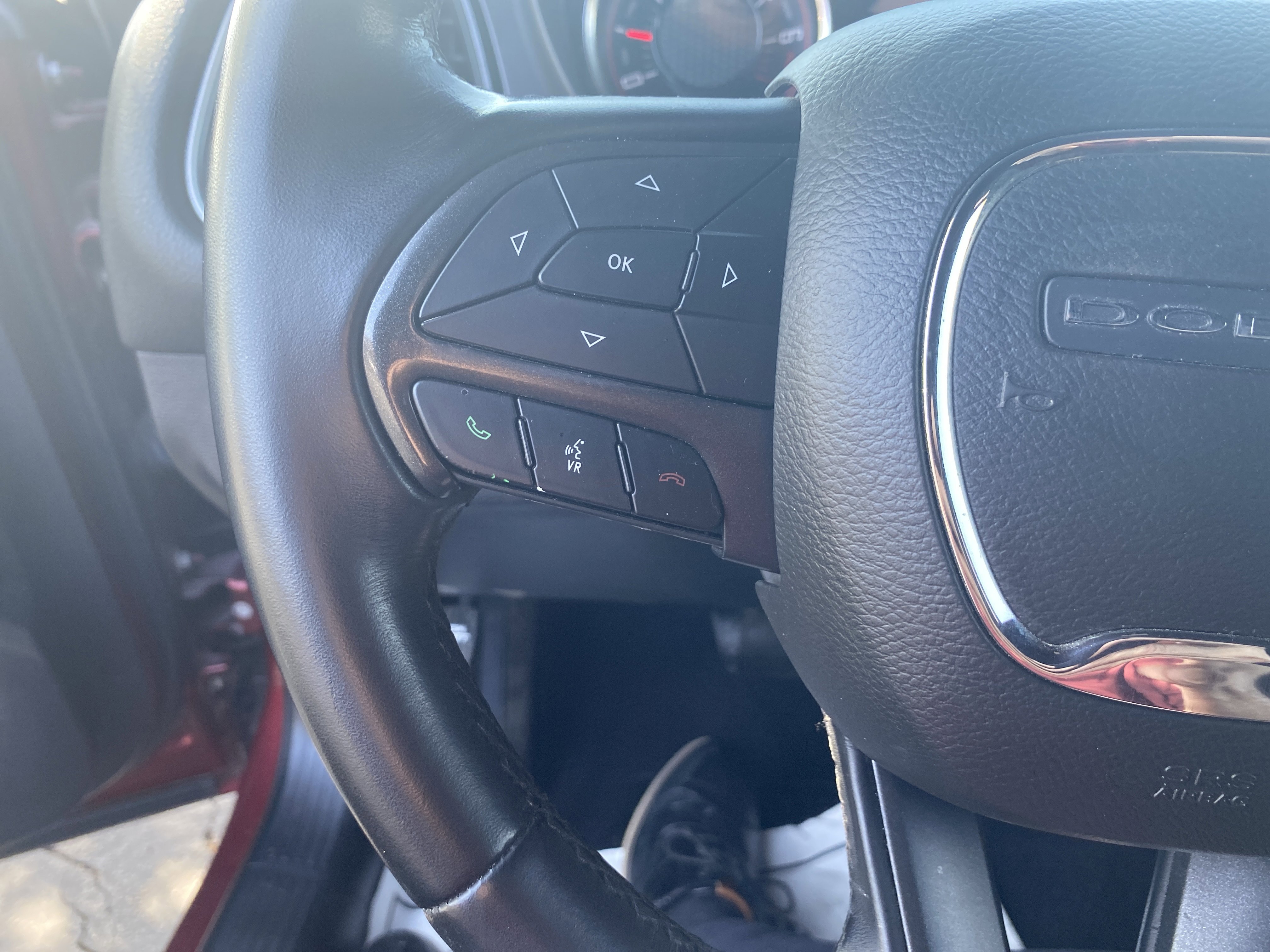 Used 2019 Dodge Challenger SXT image 11