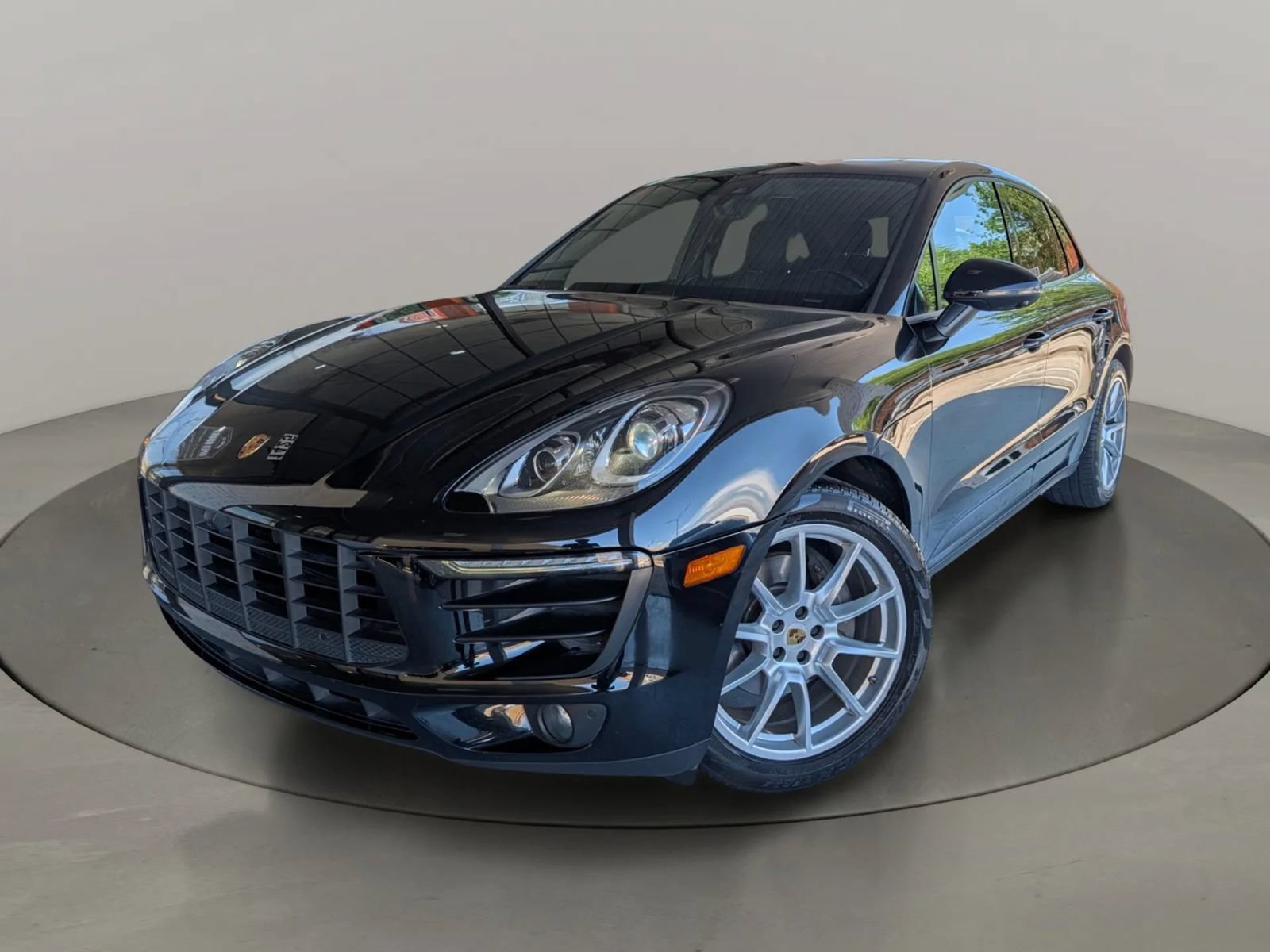 Used 2018 Porsche Macan Sport Edition w/ Premium Package Plus AWD/4WD image 1