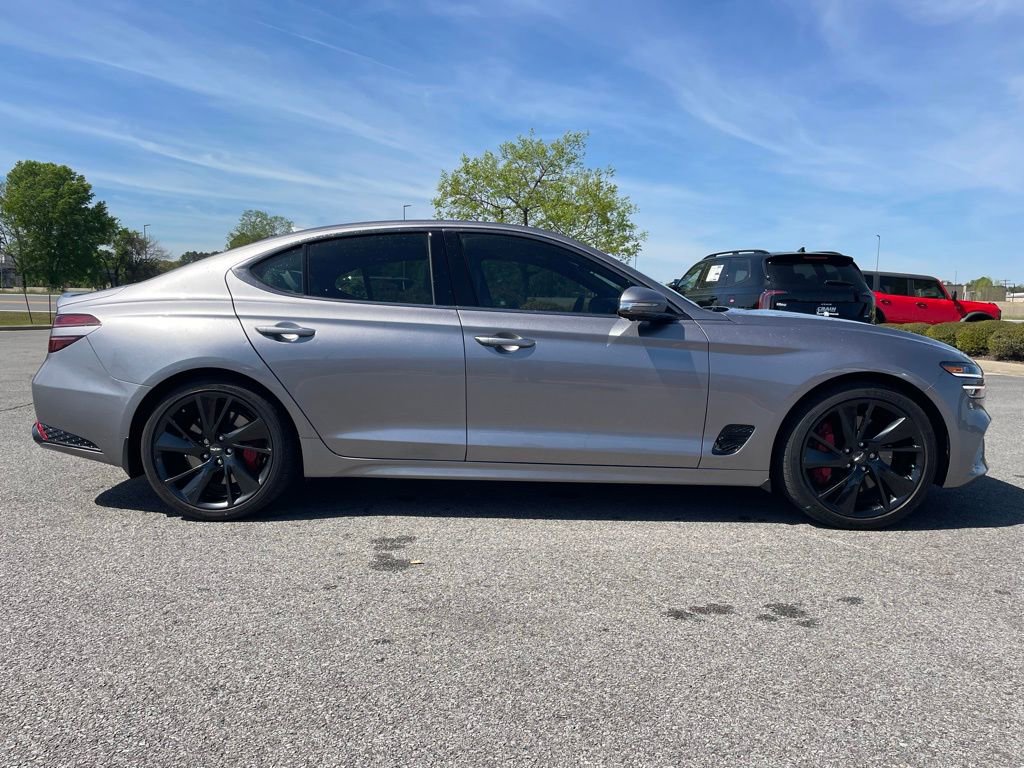 Used 2023 Genesis G70 3.3T w/ Sport Prestige Package image 8