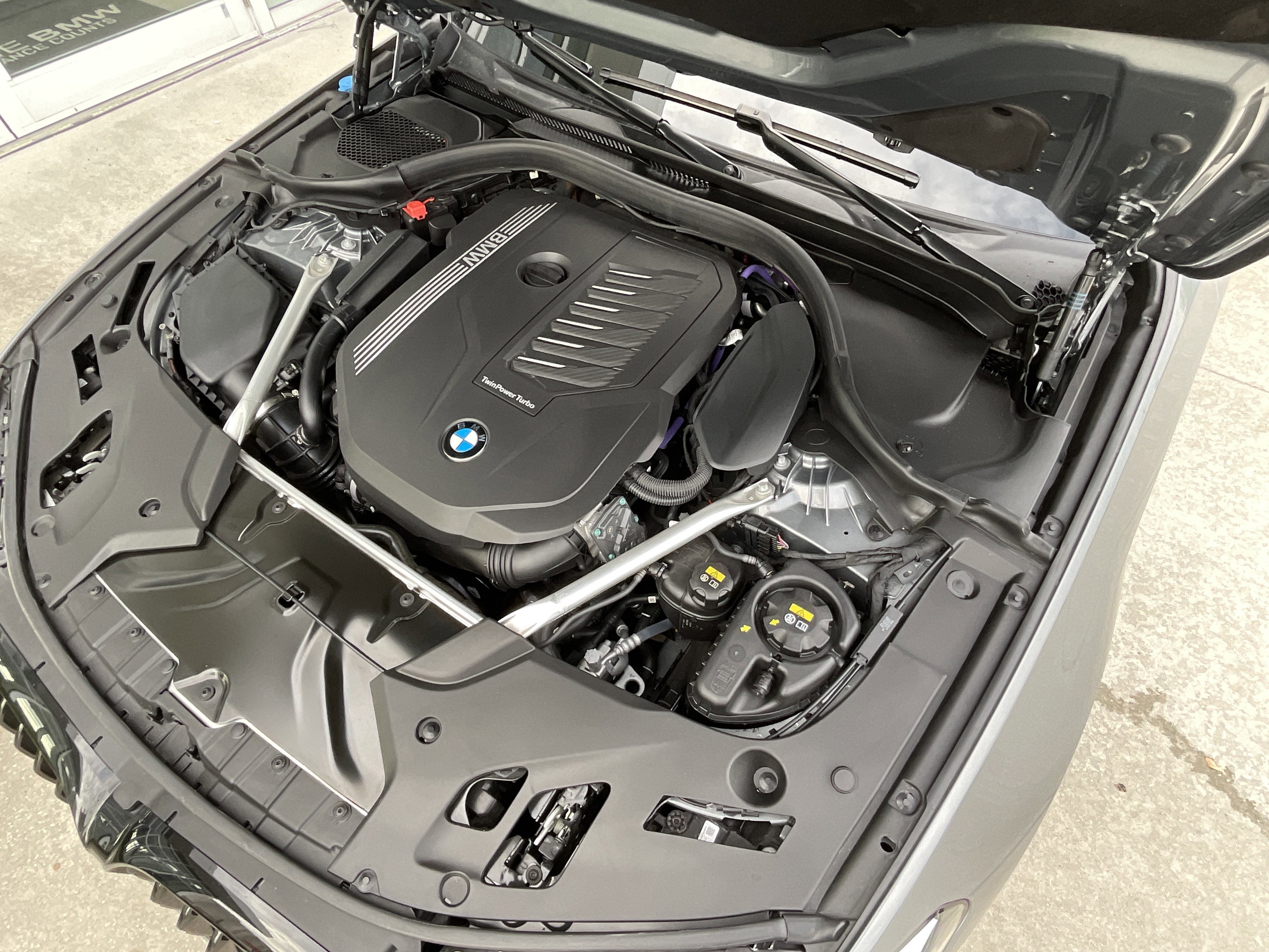 Certified 2023 BMW 540i w/ Executive Package image 31