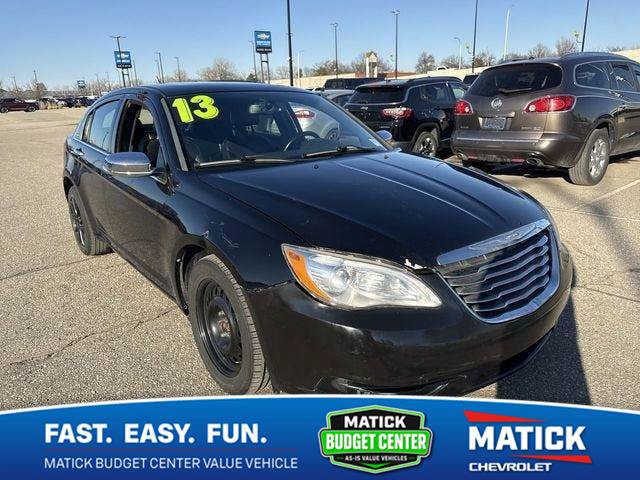 Used 2013 Chrysler 200 Limited w/ Sun & Sound Pkg