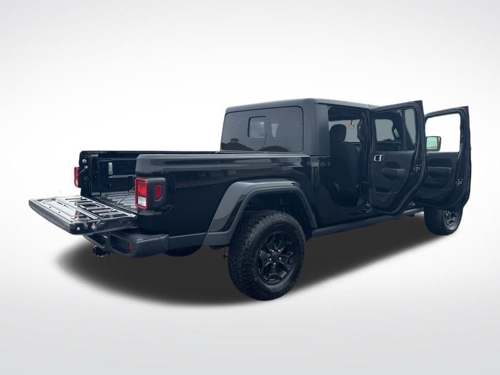 Used 2023 Jeep Gladiator Willys image 17