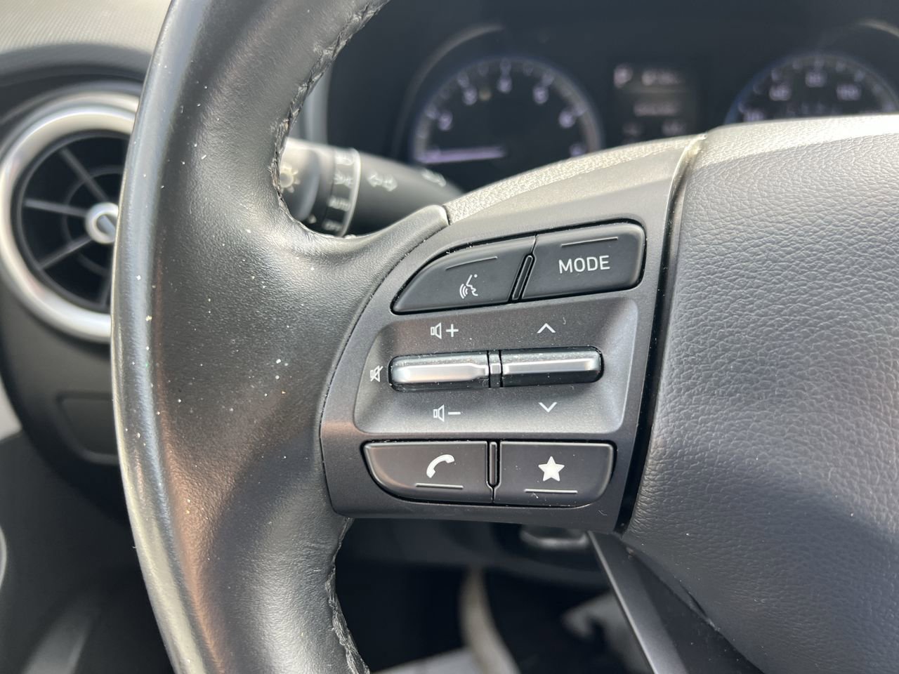 Used 2023 Hyundai Kona SEL w/ Convenience Package AWD/4WD image 19