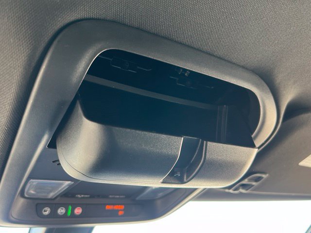 Used 2018 Cadillac XT5 FWD image 36
