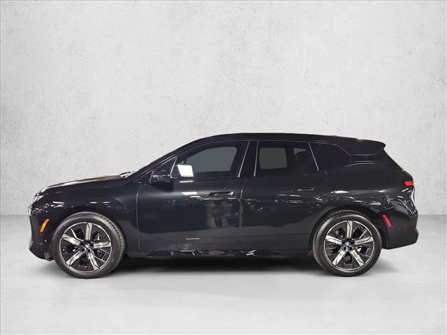 Certified 2026 BMW iX xDrive45 w/ Premium Package AWD/4WD image 9