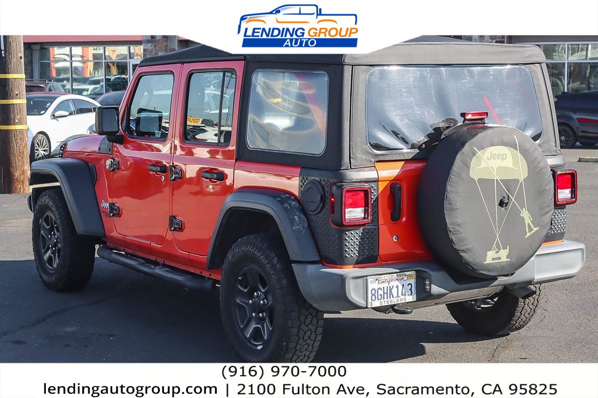 Used 2018 Jeep Wrangler Unlimited Sport AWD/4WD image 2