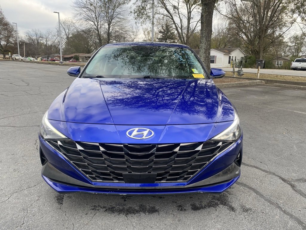 Used 2022 Hyundai Elantra Limited video 2