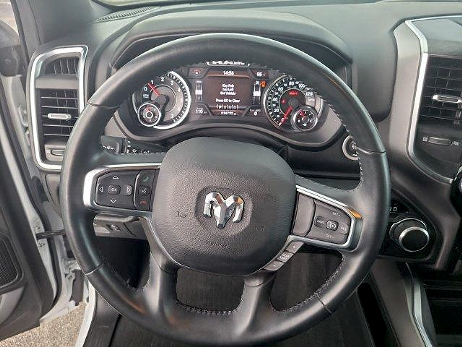 Used 2024 RAM 1500 Big Horn RWD image 28