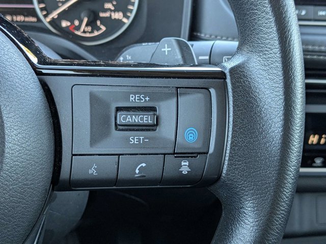 Certified 2023 Nissan Rogue SV image 25