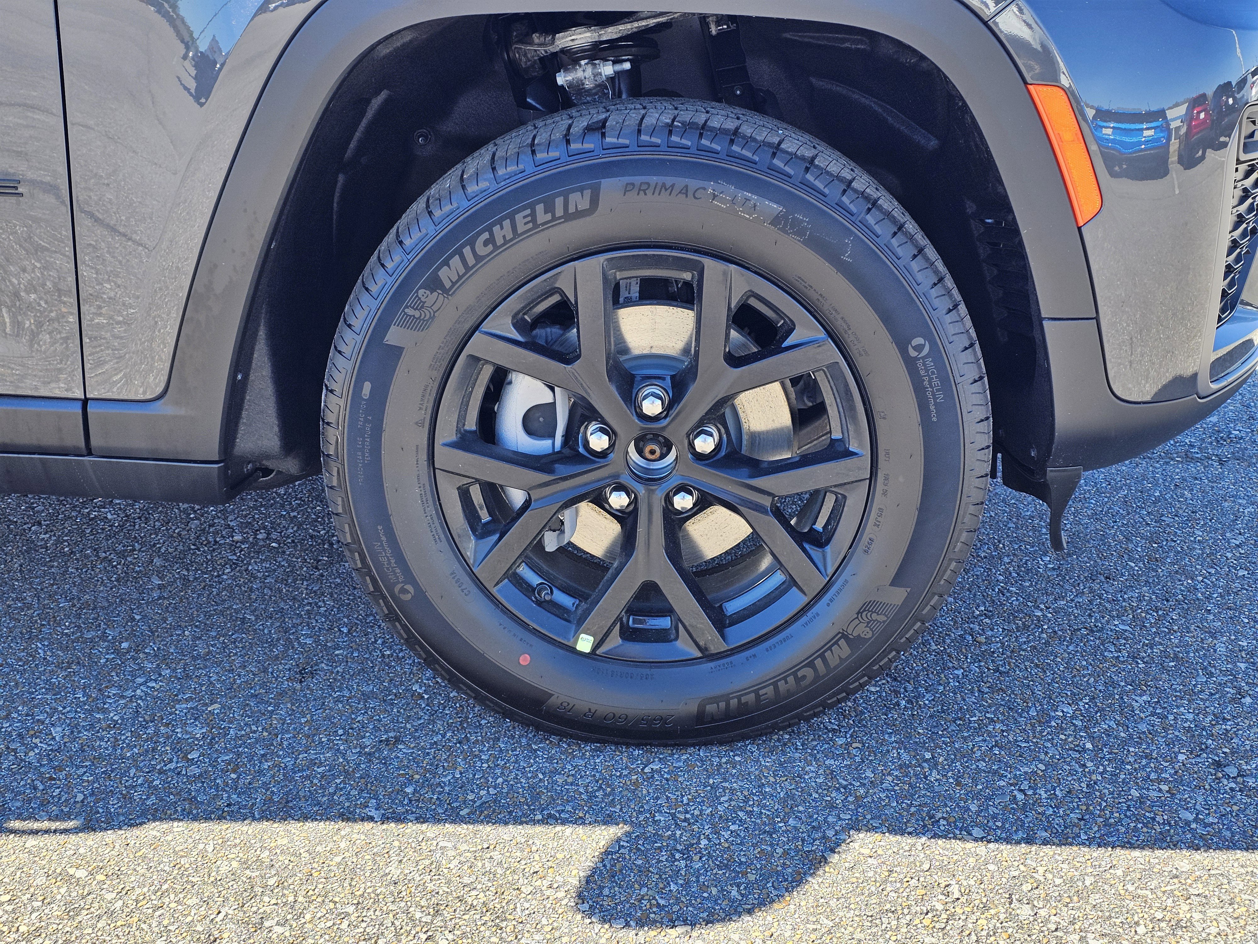 New 2026 Jeep Grand Cherokee Altitude image 6