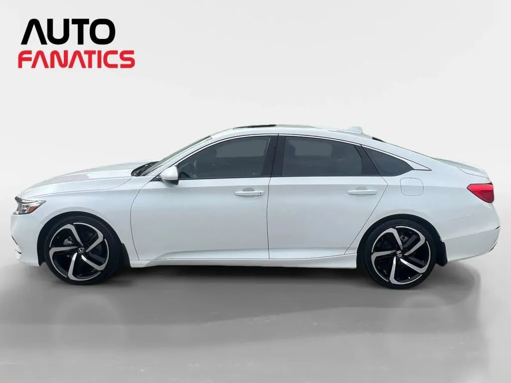 Used 2018 Honda Accord Sport image 2
