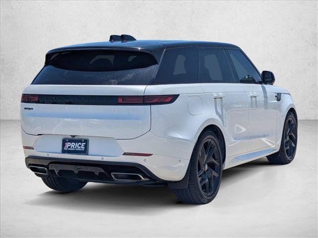 Used 2024 Land Rover Range Rover Sport Dynamic SE AWD/4WD image 4