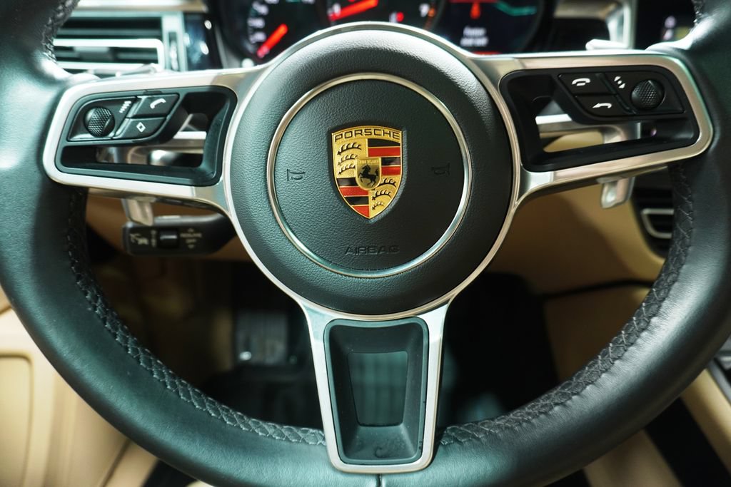 Used 2021 Porsche Macan AWD/4WD image 17