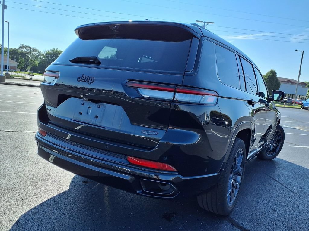 Used 2024 Jeep Grand Cherokee L Summit AWD/4WD image 39
