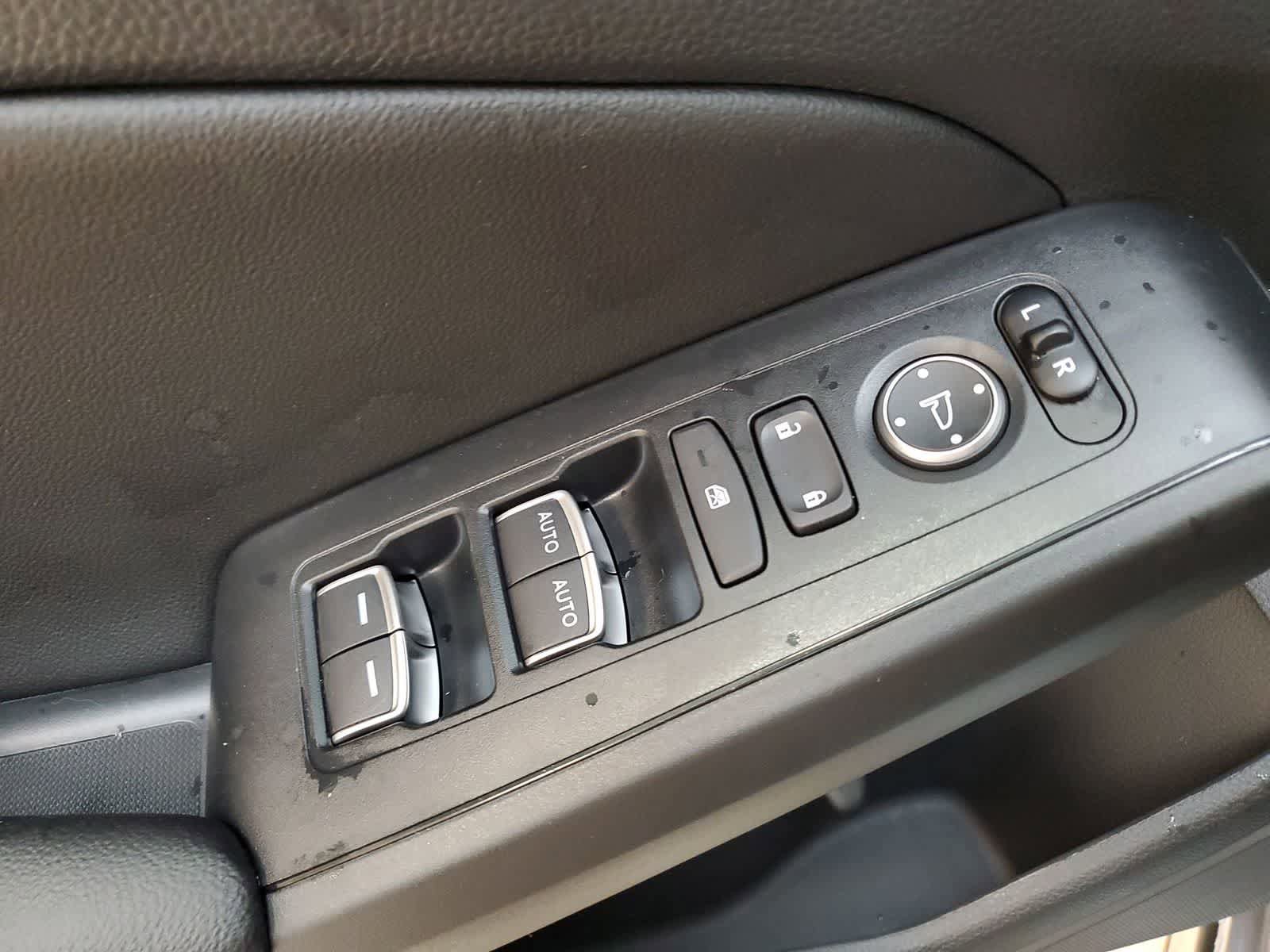 Used 2023 Honda Civic EX-L image 17
