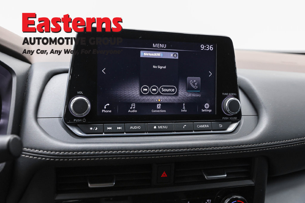Used 2023 Nissan Rogue S AWD/4WD image 20