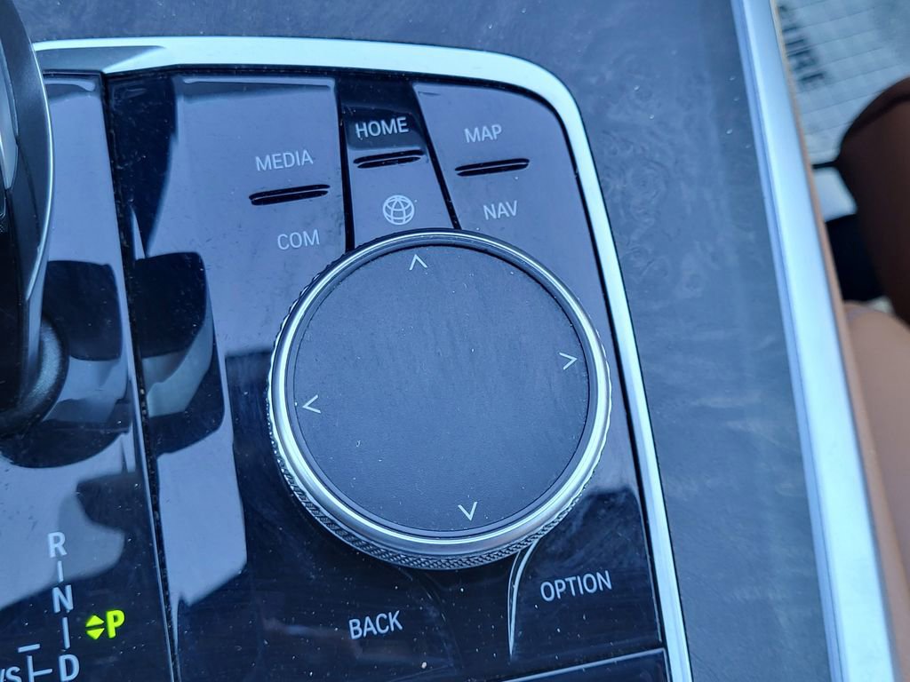 Used 2022 BMW X5 xDrive40i w/ Premium Package image 27