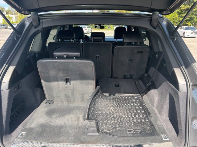 Used 2019 Audi Q7 3.0T Premium Plus w/ Premium Plus Package AWD/4WD image 8