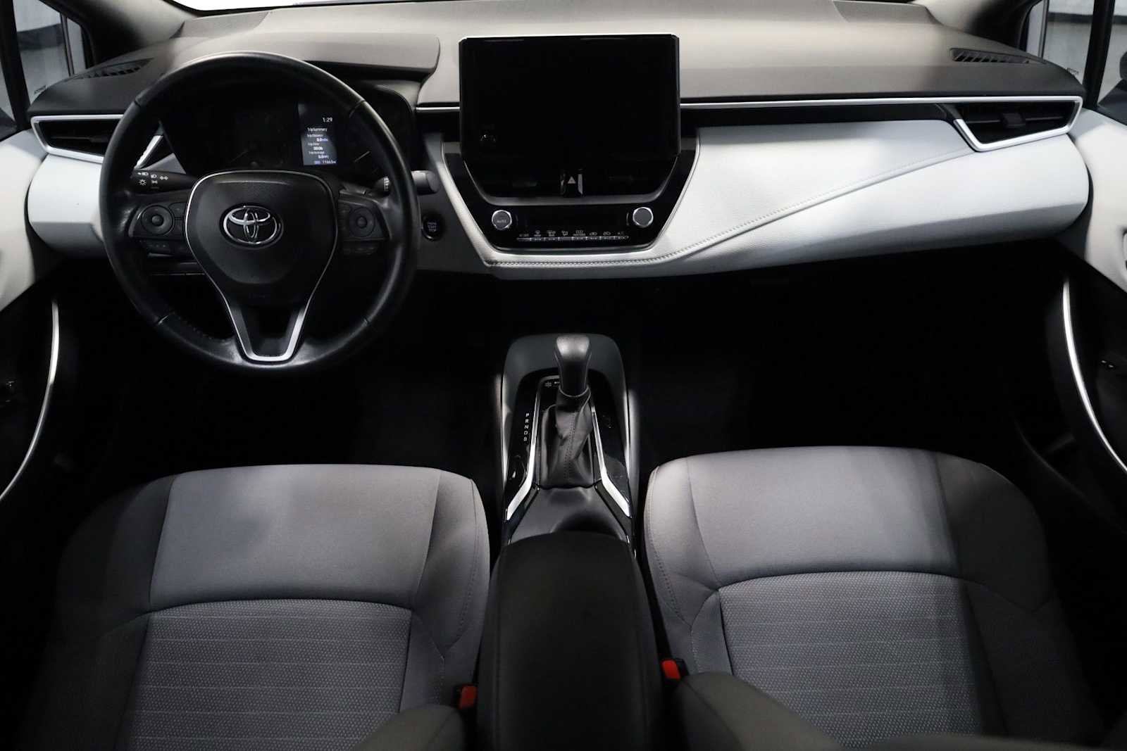 Used 2023 Toyota Corolla SE image 22