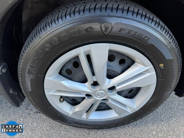 Certified 2024 Nissan Kicks S image 32