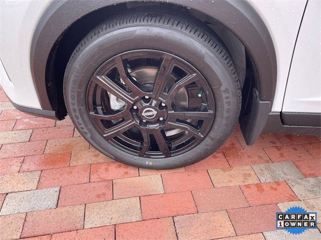 Used 2024 Nissan Kicks SR image 10