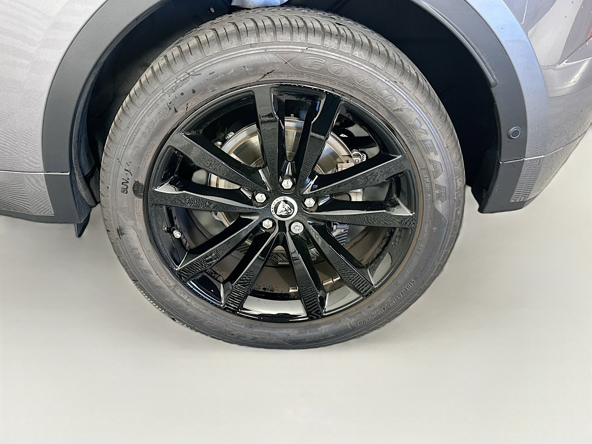 Used 2024 Jaguar E-PACE R-Dynamic SE image 11