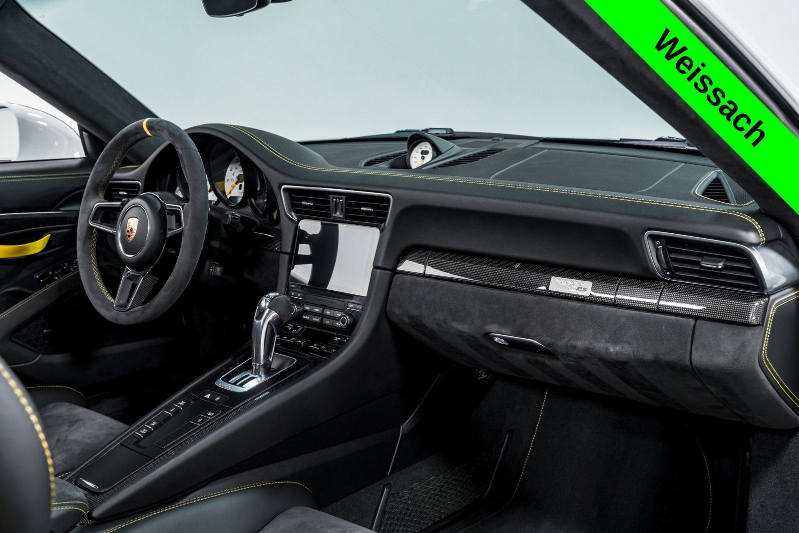 Used 2018 Porsche 911 GT2 RS RWD image 33