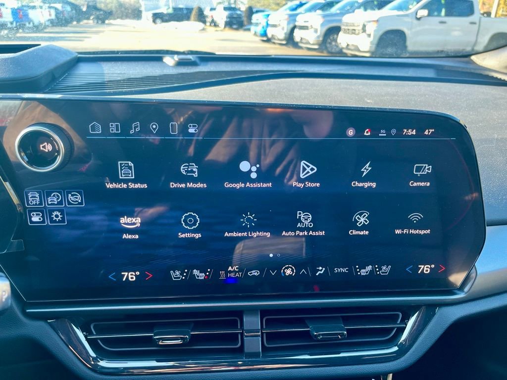 New 2025 Chevrolet Equinox EV RS w/ Active Safety Package 3 AWD/4WD image 11