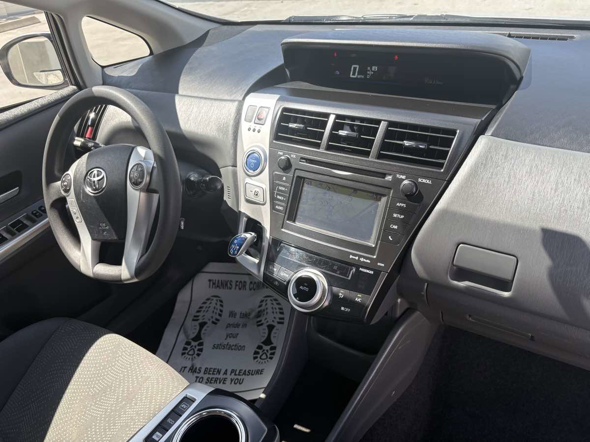Used 2013 Toyota Prius V Three image 15