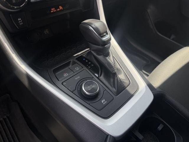 Used 2023 Toyota RAV4 SE AWD/4WD image 17